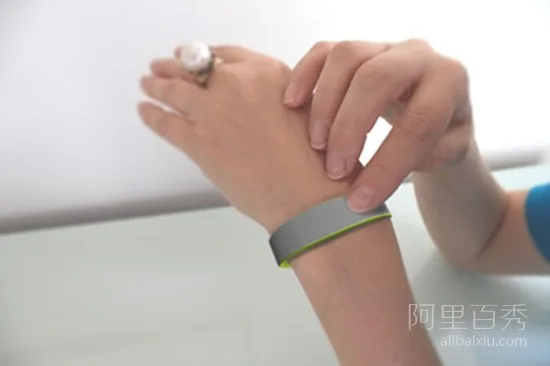 会充电的树,既可以充电又可以照明,实用又美观 - 黑白体育